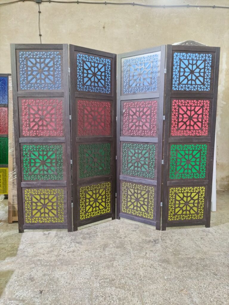 پاراوان طلقی 102